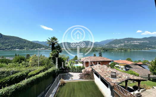 Casa a schiera di 4,5 locali con vista mozzafiato sul Lago di Lugano