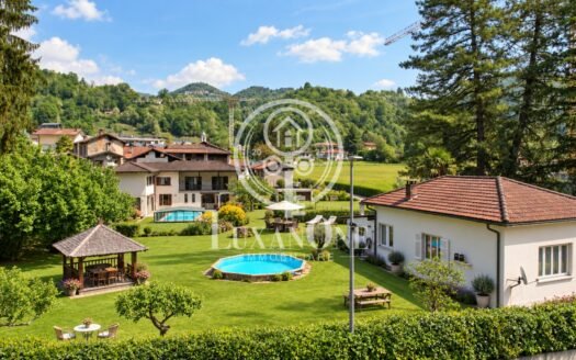 Charmantes Einfamilienhaus mit Pool, grossem Grundstück und Ausbaupotenzial in Monteggio